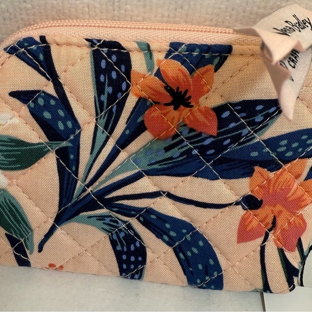 NWT Vera Bradley Coin Purse Purse Floral - Picture 3 of 4